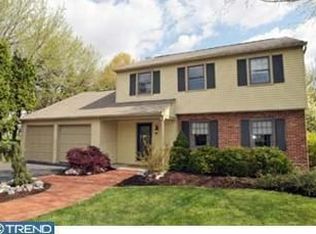 128 Christine Dr, Downingtown, PA 19335