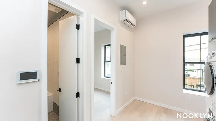 Rented by Jankos Group LLC | media 14