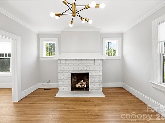 5th image of 700 Concordia Ave