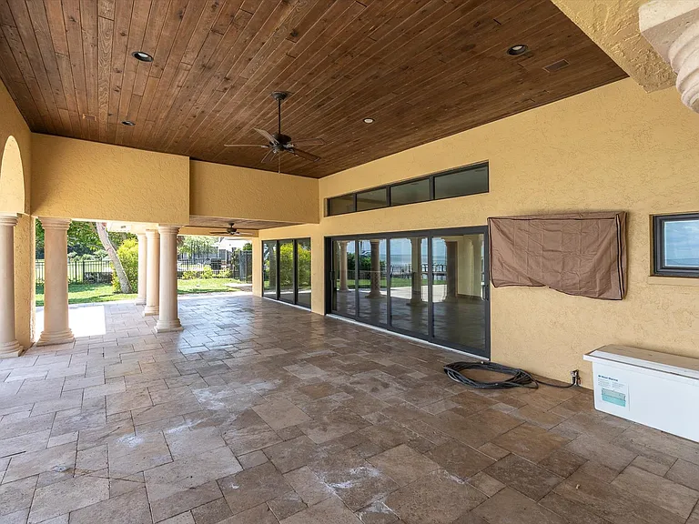 5810 Bahama Shores Dr S — Photo 53
