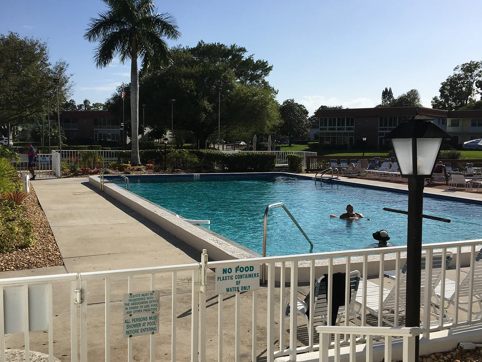 2 bed, 1100 sqft, $1,695 — Photo 3