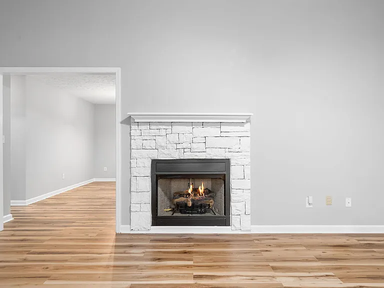 1626 Autumn Dr — Photo 8
