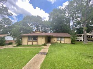 630 Spryfield Rd, Jackson, MS 39212