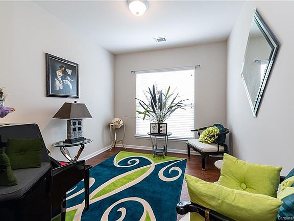 5th image of 2071 Hartwell Ln