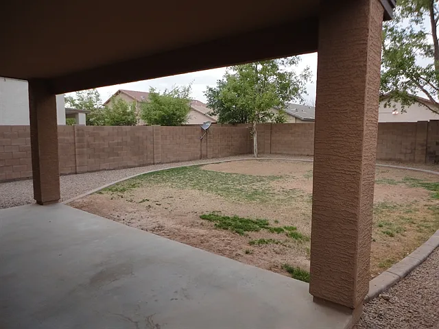 386 E Daniella Dr — Photo 17