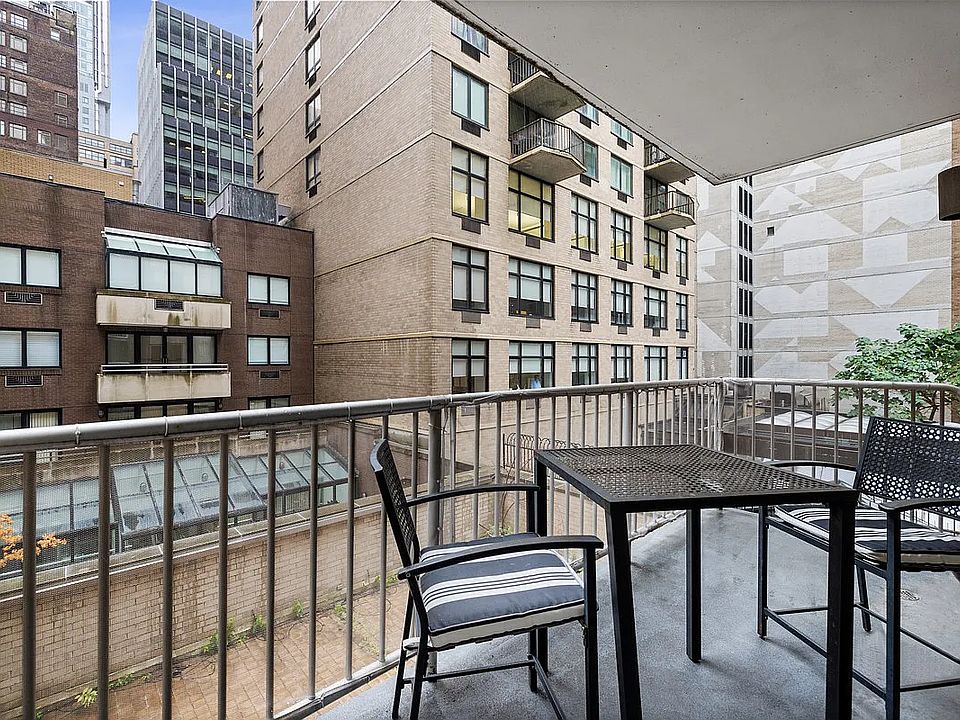 1st image of 216 E 47th St #3