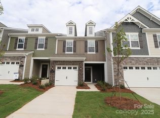 3230 Lilac Grove Dr, Charlotte, NC 28269