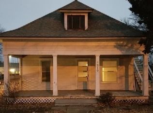 210 S College Ave, Mulvane, KS 67110