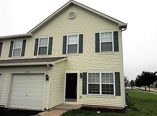 1101 Burns Ln, Minooka, IL 60447