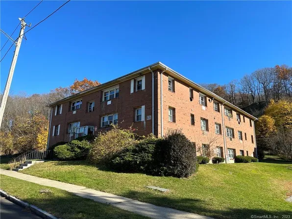 65 Donna Drive #B2, New Haven, CT 06513