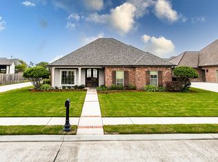 162 Bayou Lafourche Dr, Thibodaux, LA 70301