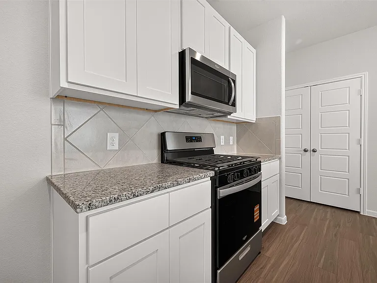 15610 Coneflower Hills Dr — Photo 12
