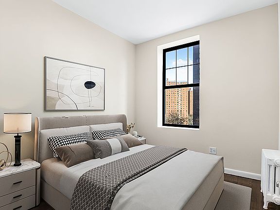 4th image of 3117 Broadway APT 55
