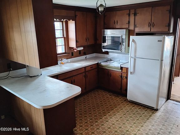 4th image of 101 Williams Drive