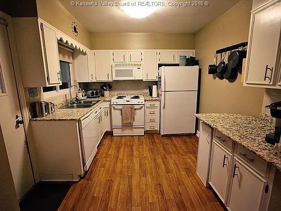 2nd image of 152 Sunnyvale Dr