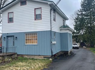 2891 Mohawk St #1, Sauquoit, NY 13456