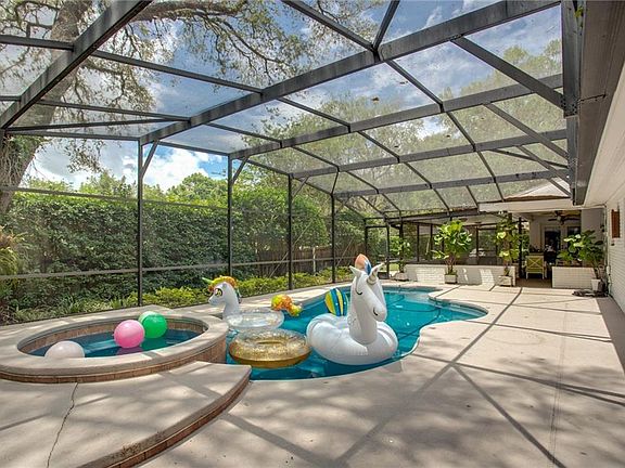 2nd image of 442 Mallard Cir