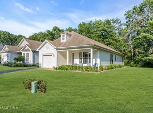 30 Autumn Rise Lane, Lakewood, NJ 08701
