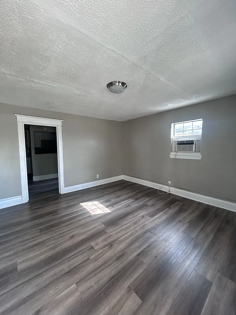 3114 14th Ave — Photo 1