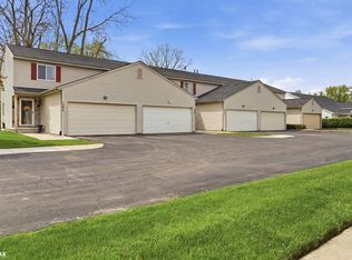 1288 Jay St, Waterford, MI 48327