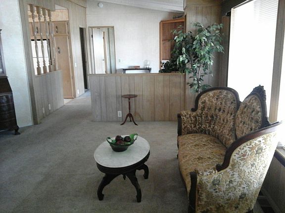 5th image of 588 Millpond Drive