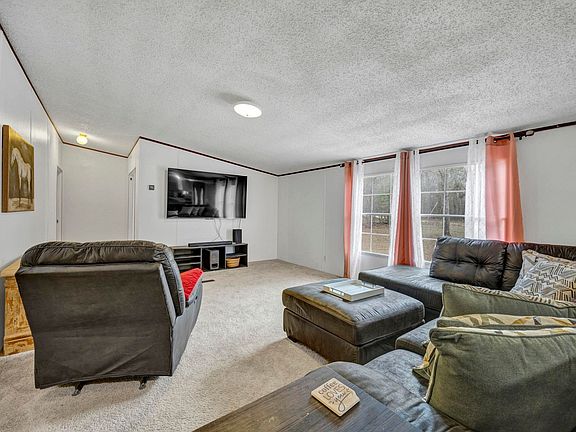 4th image of 47 Belvis Rd