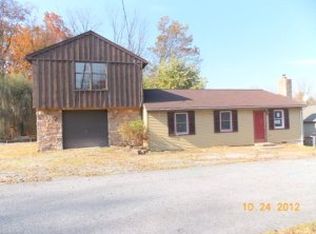 1739 Groy Ave, Lebanon, PA 17046