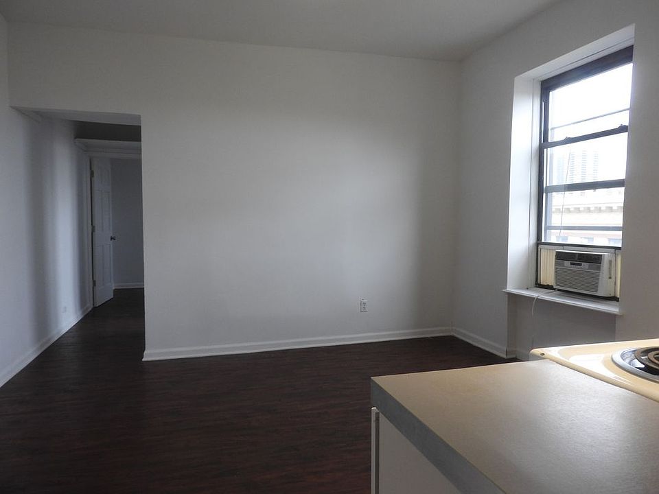 1st image of 315 Pleasant Ave #19
