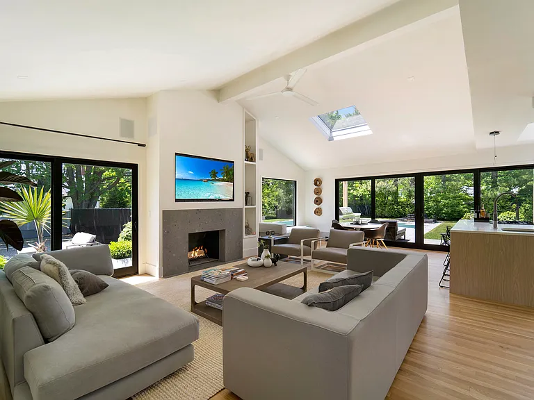 13 Seabreeze Ave — Photo 11