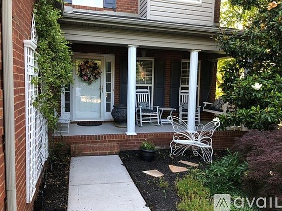 3rd image of 12944 Peach View Dr