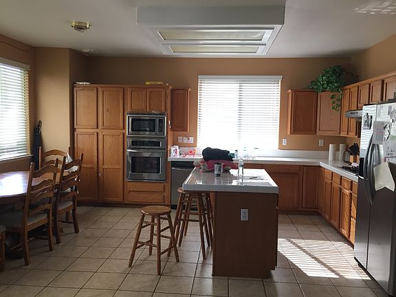 5th image of 851 Brentwood Dr