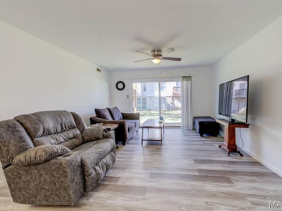 5th image of 97 Sugar Bend Ct