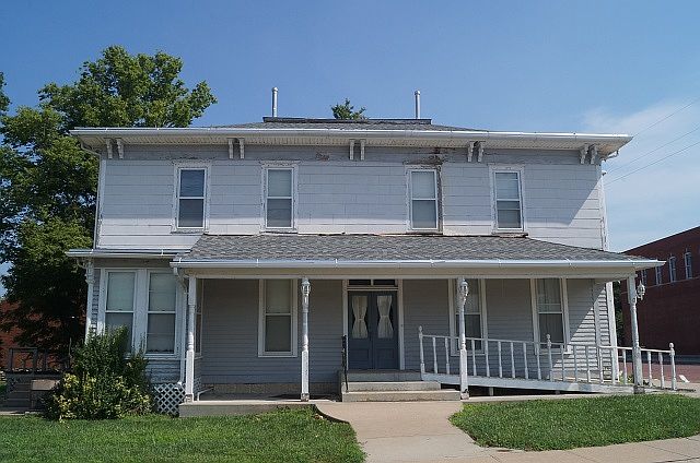 1st image of 1922 O Street