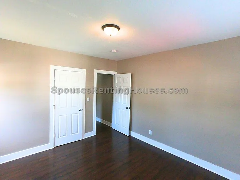 1402-1404 Charles St — Photo 7