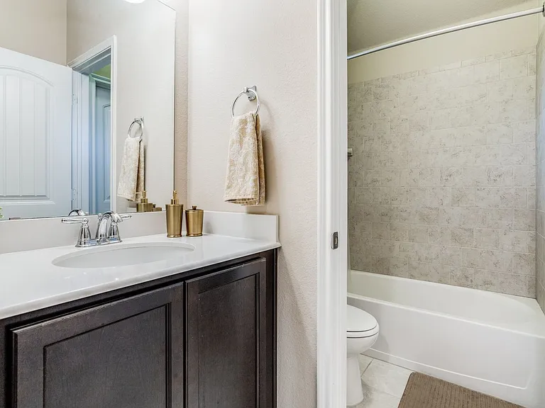 613 Blue Teal Pl — Photo 20