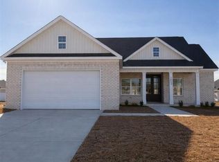 3042 Fincher Dr, Florence, SC 29501