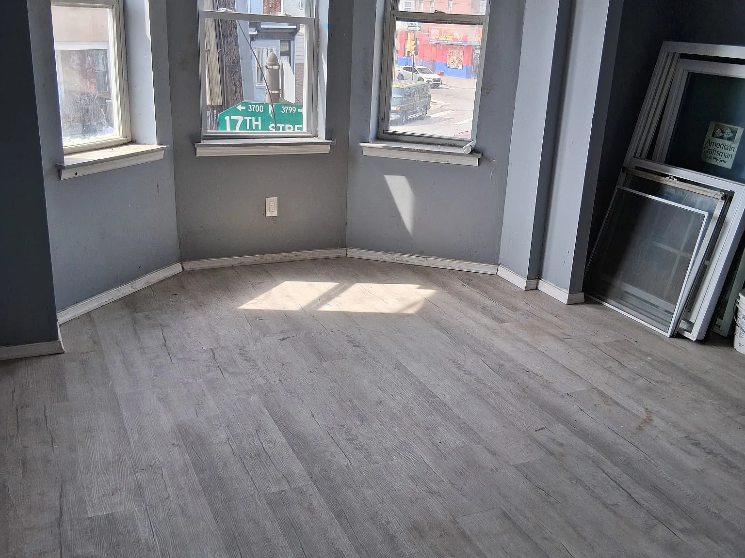 2 bed, 800 sqft, $1,300 — Photo 3