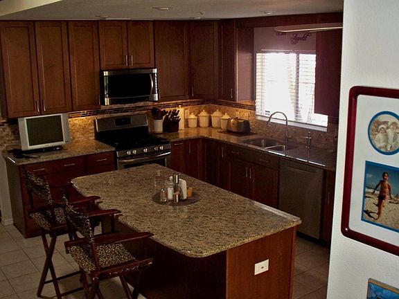4th image of 4951 Erin Ln