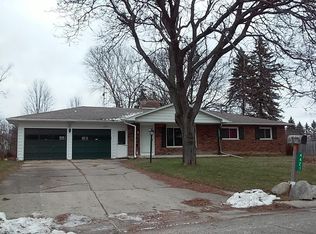 4421 Rosethorn Cir, Burton, MI 48509