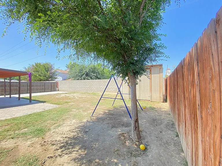 4921 Centaur St — Photo 18