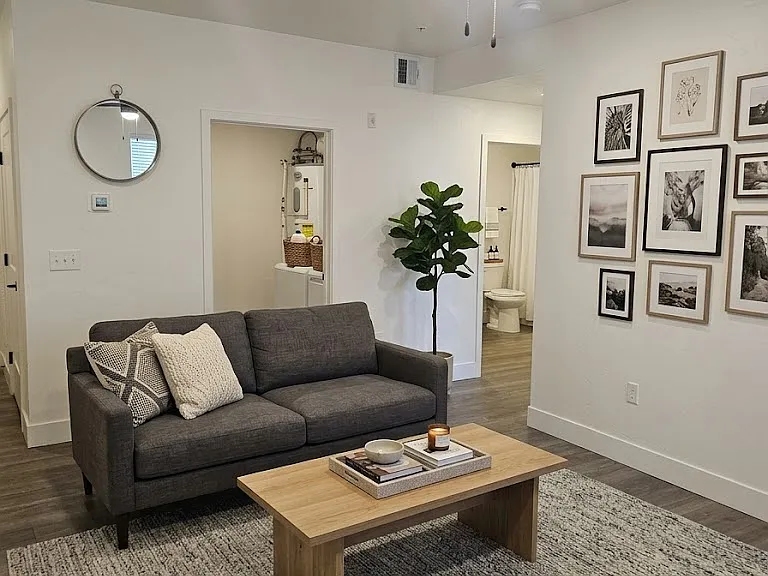 Maine Ave Apartments — Photo 9