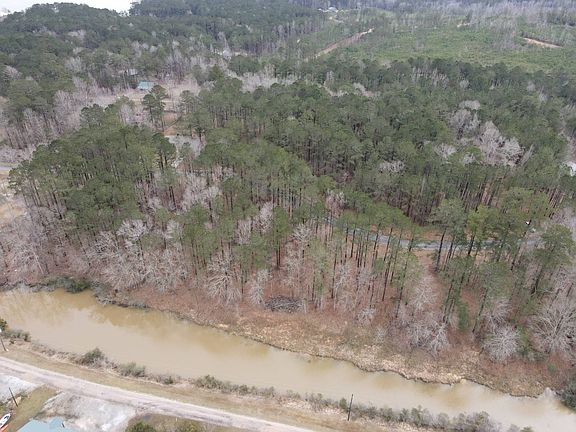 3rd image of 0 Pine Tree Rd
