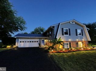 9267 Windsor Dr, La Plata, MD