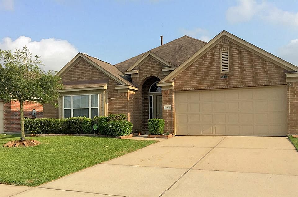 1st image of 5902 Caraway Lake Dr