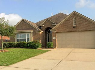 5902 Caraway Lake Dr, Baytown, TX 77521