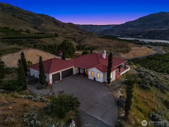 27 Ridge Road, Orondo, WA 98843