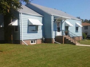 1215 W 3rd St, Duluth, MN 55806