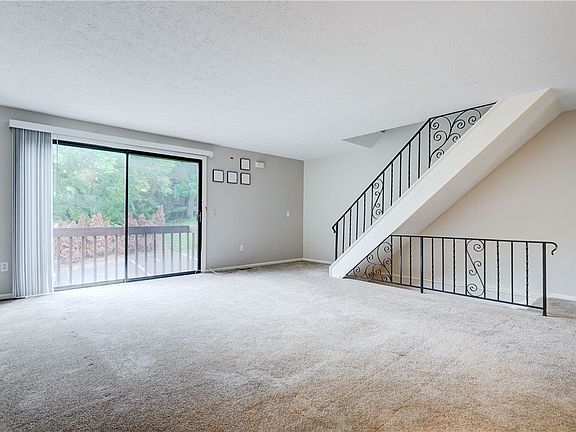 2nd image of 133 Penn Ln
