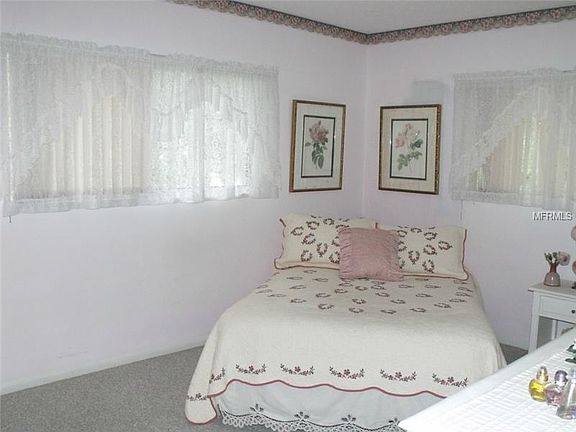5th image of 2005 Greenbriar Blvd APT 10