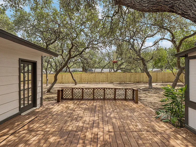 320 El Portal Dr — Photo 25